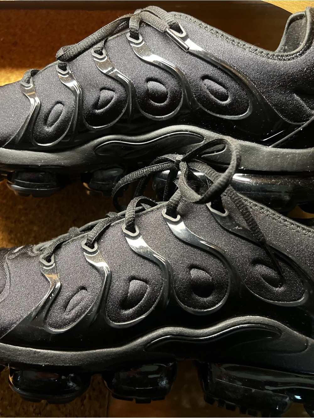Nike men’s VaporMax plus